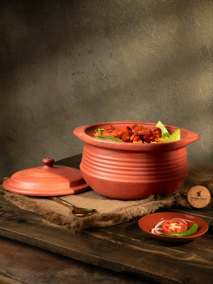 Earthen Clay Cooking Pot | Mitti Ke Bartan, Premium Quality,  Gas stove safe, 100% Toxin Free - 1.5 qt